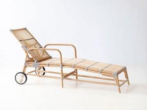 Paris - Julie L, Sun bed with wheels, in rattan, for pool