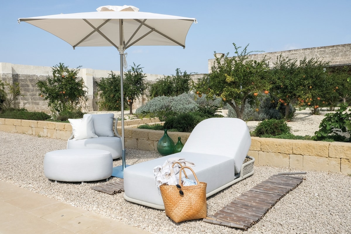 Loop, Padded chaise lounge for outdoor