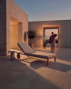LYKOS, Teak wood sun lounger, with essential lines