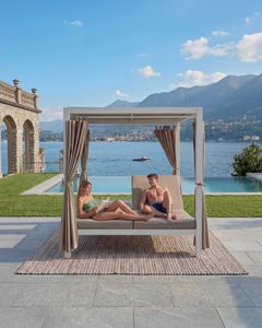MALDIVE, Daybed with integrated gazebo