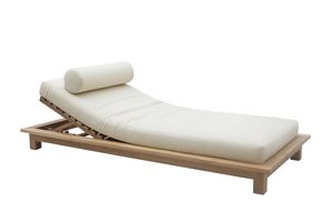 Saint Raphael 0511, Wooden sunlounger with wheels