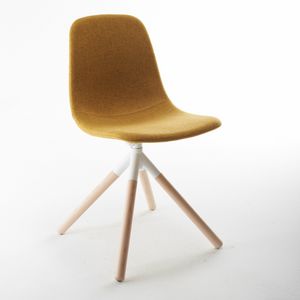 Coup 4T UP, Swivel chair with wooden base