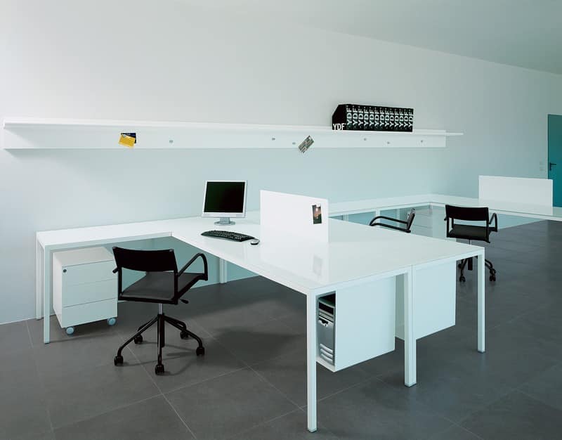 Ernesto Work, Equipped table for task and directional office
