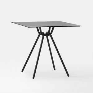 Keiko, Tables with double compass metal structure