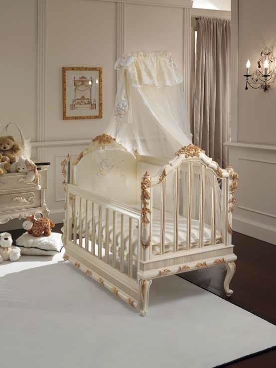 Honey baby cot, Luxurious classic style baby cot