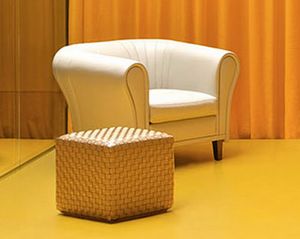 Antoni armchair, Enveloping luxury armchair, in leather, for lounge areas