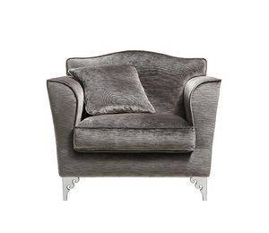 Lucrezia, Harmonious armchair with welcoming and composed form