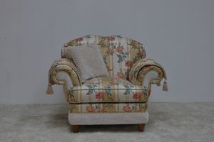Rebecca armchair, Classic armchair for outlet