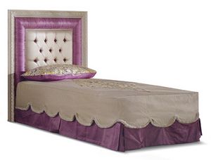 1099V2, Bed with high padded headboard