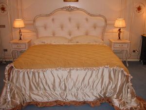 Art.305, French style bed