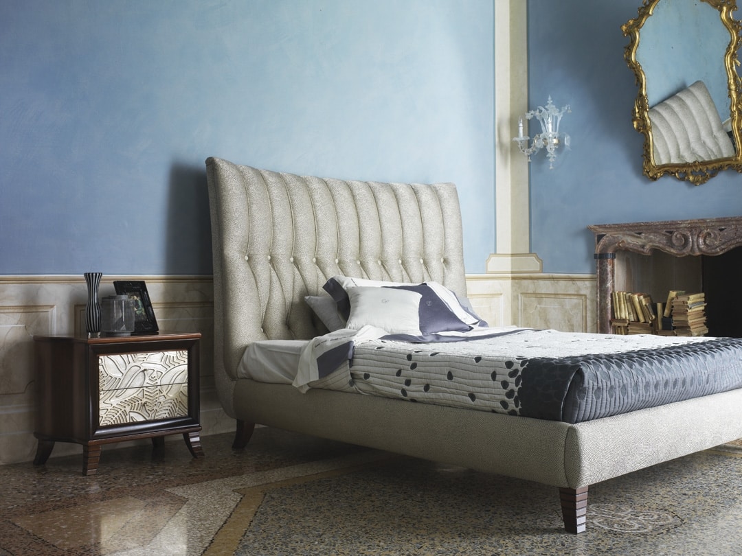 Grand Etoile Art. GE015/A/L, Upholstered bed with important headboard
