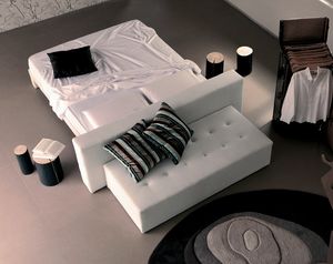 Nous, Padded bed with an original suspended design
