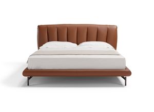Perla, Upholstered bed with shell-shaped quilted headboard