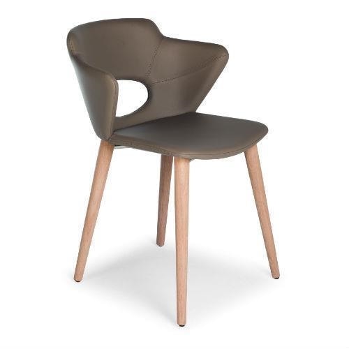 Marala W, Wooden chair with upholstered body