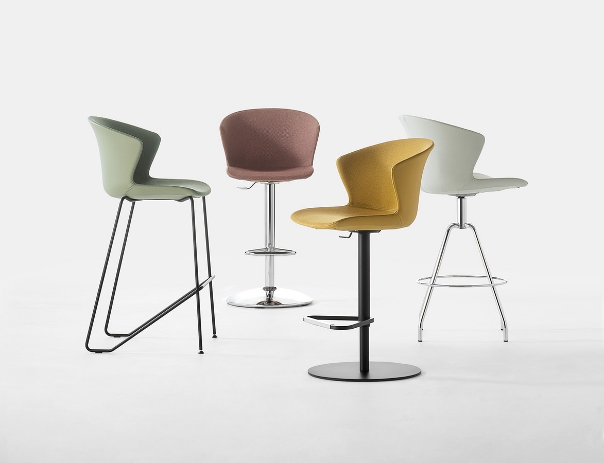 Kicca Plus, Stool with a modern design