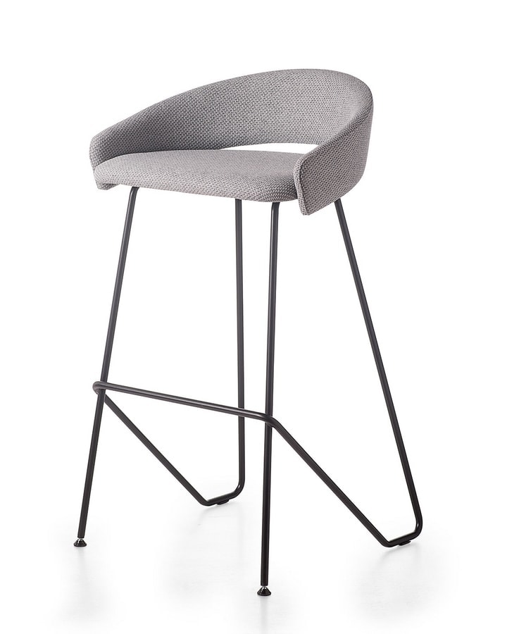 Kimmi, Stool with soft and welcoming shapes