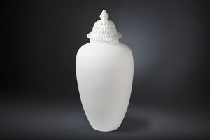 Potiche Borromeo, Large decorative ceramic vase