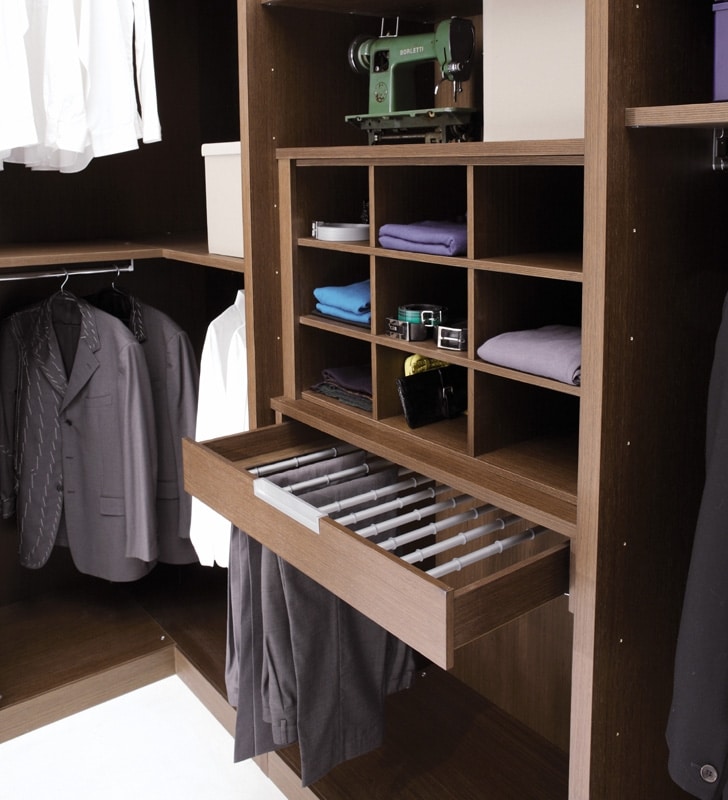 ATLANTE walk-in wardrobe comp.01, Walk-in closet of high design, with aesthetic layout