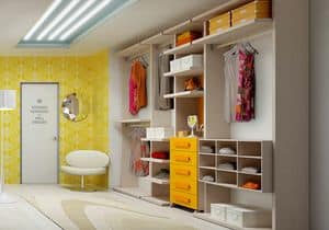 Walk-in closet AK 17, Walk-in closet with chest of drawers with 5 drawers