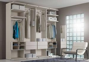 Walk-in closet AK 19, Walk-in closet with drawers with push-pull system