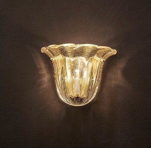 Art. VO 75/A/1, Wall lamp with gold leaf decorations