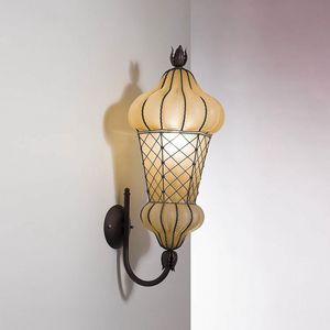 Bab� Mb105-060, Wall lamp with a classic design