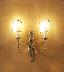 Emilie WB-02 G, Wall lamp in cast bronze and brass