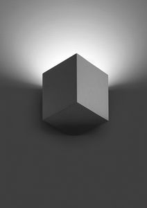 Skrubo, Cube-shaped wall lamp
