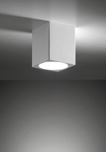 Skrubo, Ceiling lamp with a cubic shape