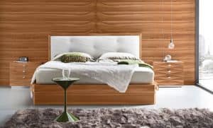 Diamante Art. 38.376, Bed in natural carved walnut with container