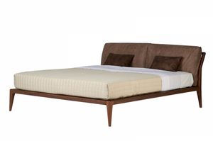 Indigo bed, Bed with a clean design