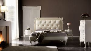 Juliette Art. 953, Bed with carved headboard