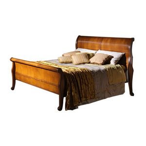 Narbonne VS.1339, Louis XV cherry sleigh bed