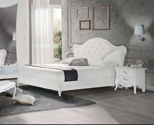 Tiffany bed, Bed with tufted headboard