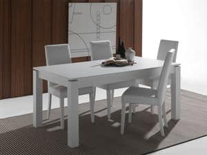 Art. 628 Rialto, Extendable table made of solid wood lacquered
