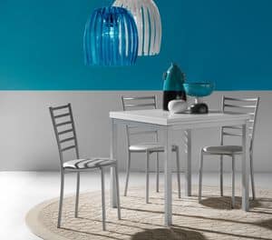 Art. 667 Web, Small dining table with folding opening
