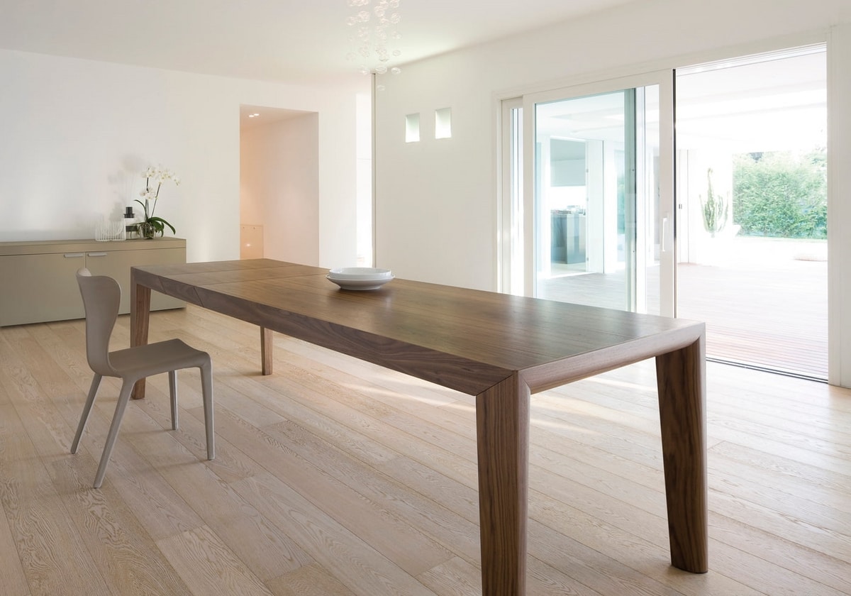 PATRIK, Extendable wooden table
