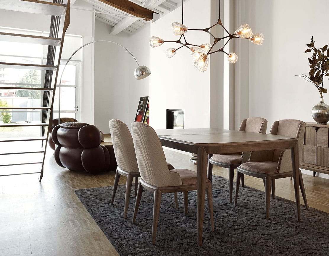 Tolomeo table, Extendible rectangular table with tapered legs
