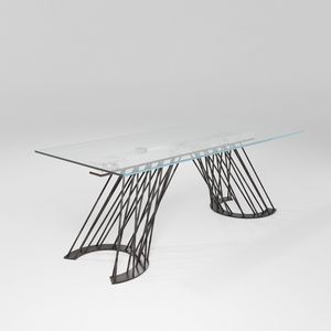 Pamplona, Table with solid iron base