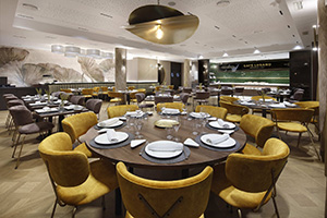 Caf� Lugano Hotel HCC ST Moritz - Barcelona, Spain