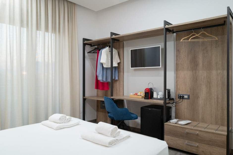 Furnishings for B&Bs in Pompeii, Italy
