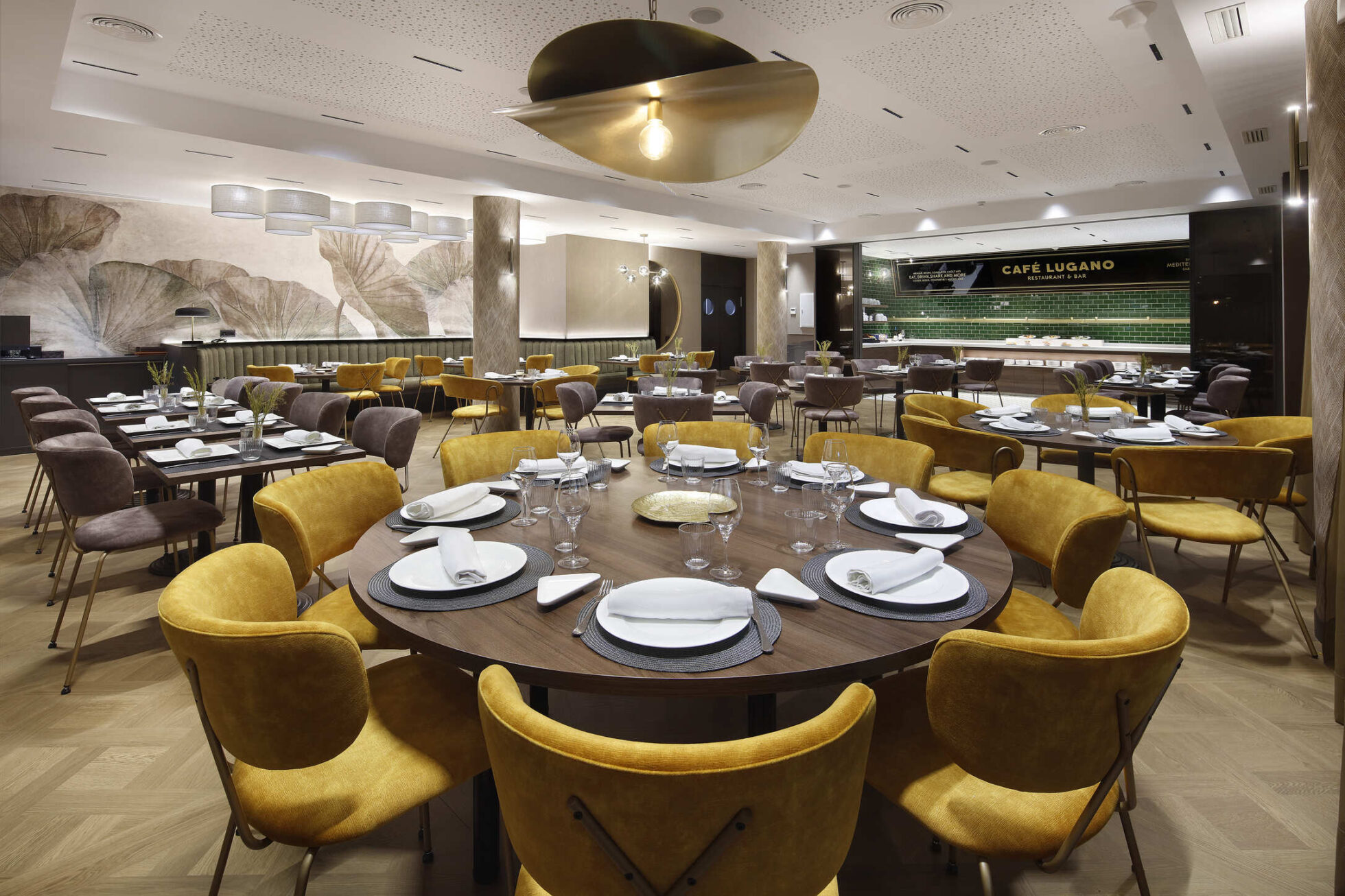 Caf� Lugano Hotel HCC ST Moritz - Barcelona, Spain