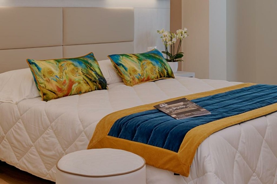 Furnishings for hotel in Rome